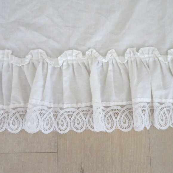 Pair of 2 White Lace Ruffle Curtain Drape Panels 44" x 62" Cottage Shabby Chic - Picture 9 of 16